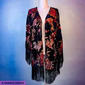 CHLOAH FLORAL BLACK VELVET STYLE SHAWL TASSELS - WOMENS LARGE ONE SIZE FITS MOST